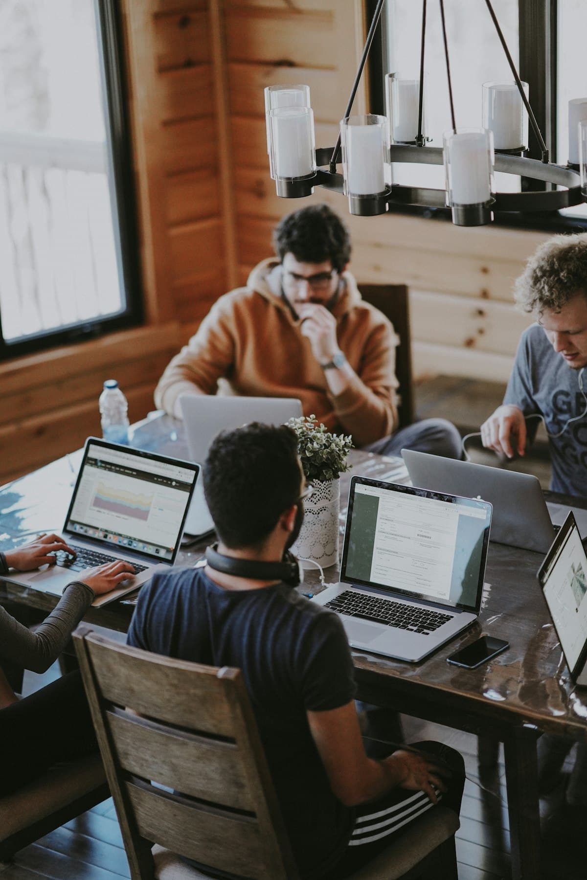 Cloudbeds vs Mews vs InnSyst: Which Hotel PMS Is Right for You?