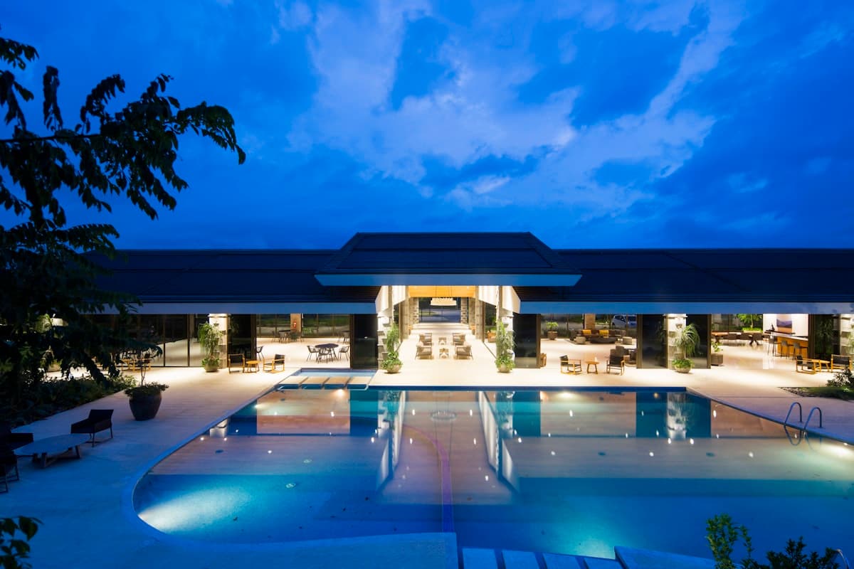 How to Choose the Right PMS for Your Hotel
